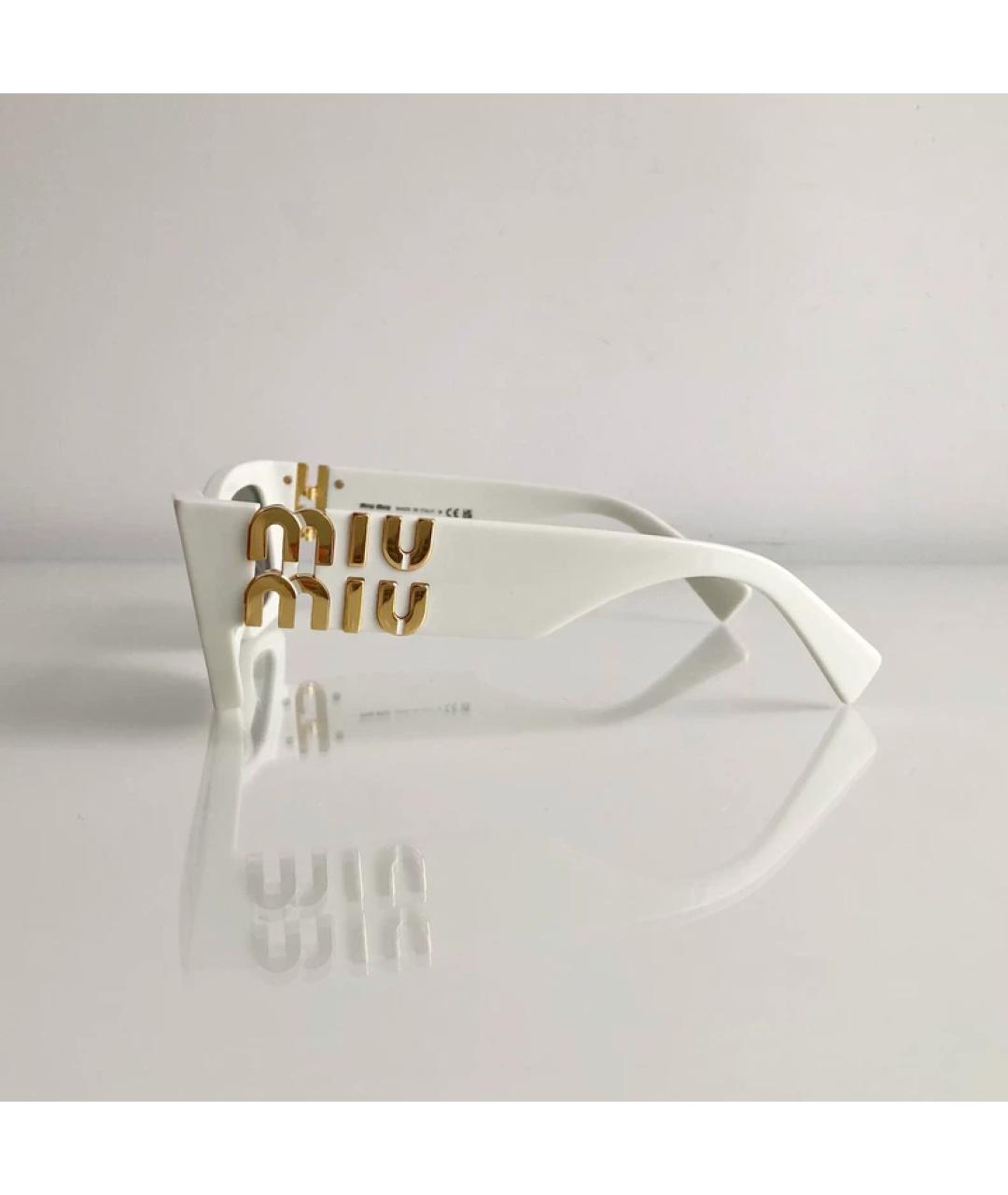 MIU MIU Белые пластиковые солнцезащитные очки, фото 4