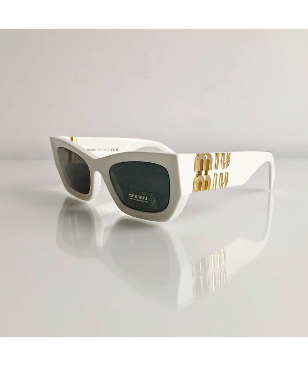 MIU MIU Белые пластиковые солнцезащитные очки, фото 3