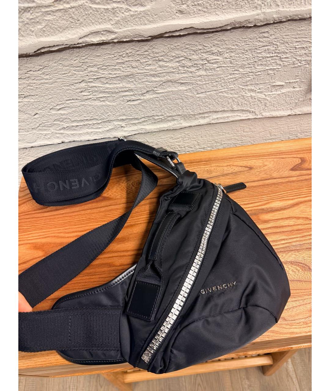 GIVENCHY Черная тканевая сумка на плечо, фото 2