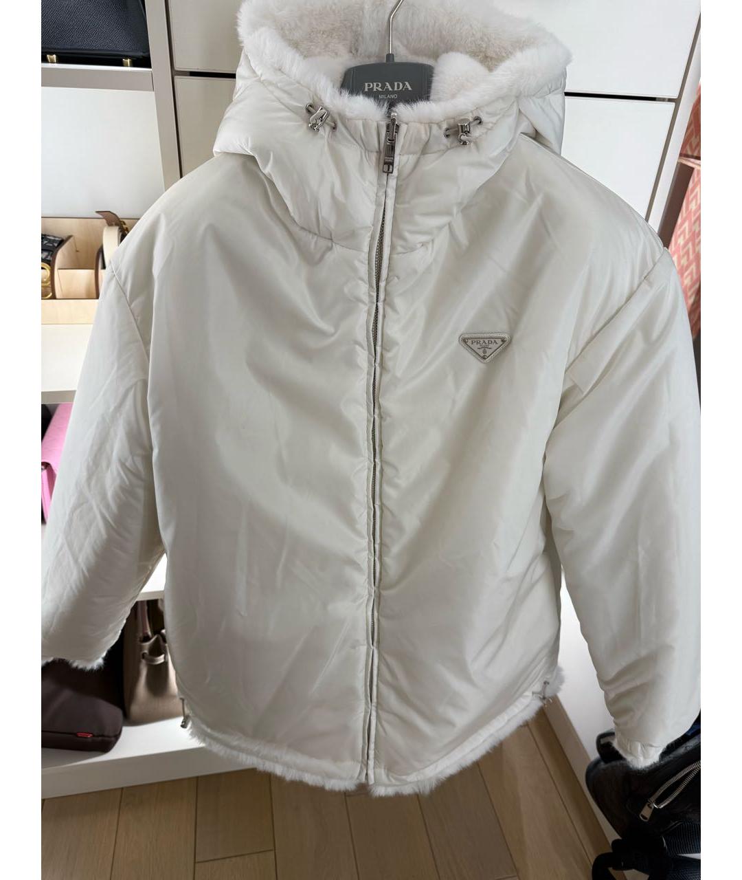 PRADA Белый полиамидовый пуховик, фото 2