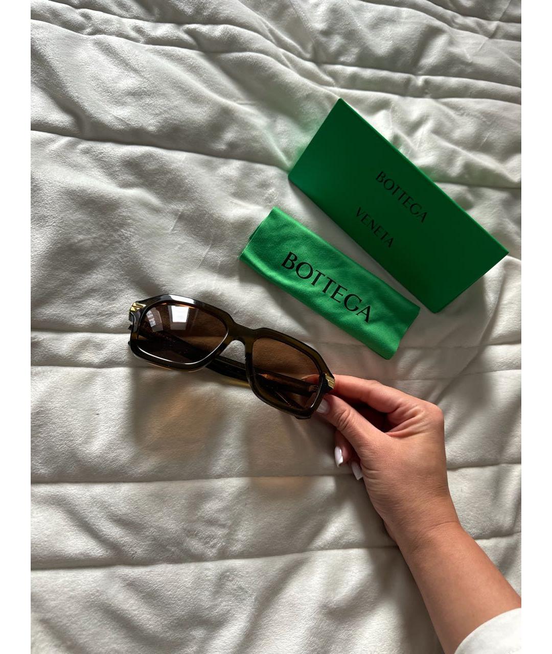 BOTTEGA VENETA Коричневые пластиковые солнцезащитные очки, фото 3