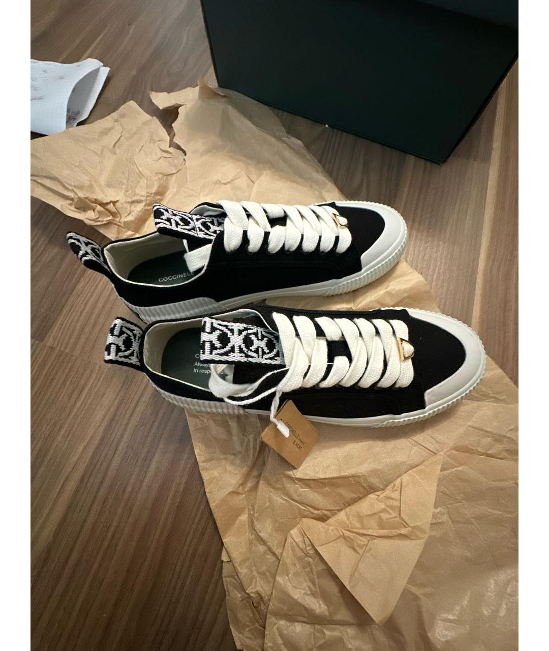 COCCINELLE Черные текстильные кеды, фото 4