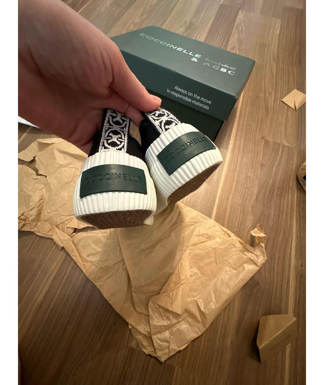 COCCINELLE Черные текстильные кеды, фото 5