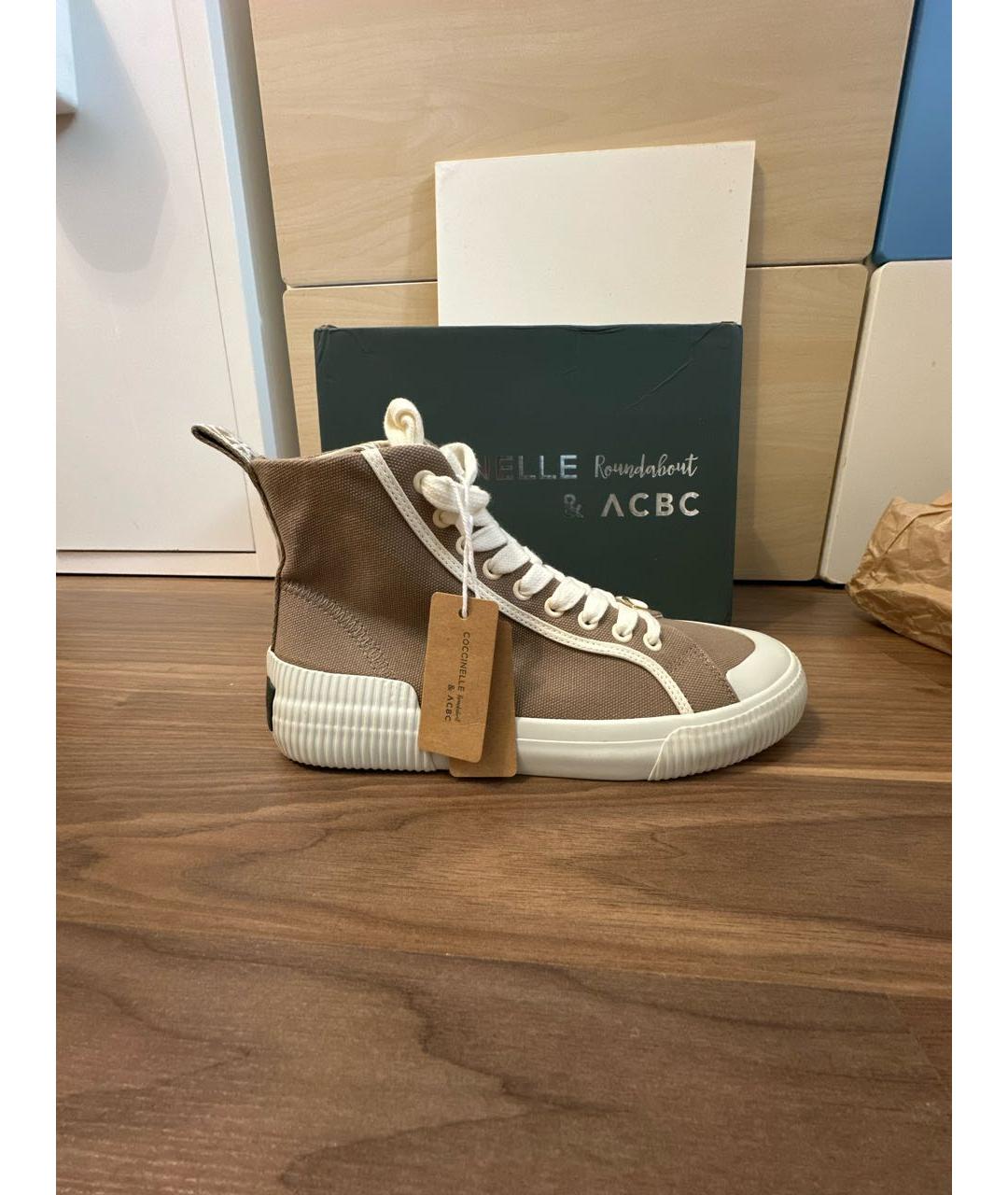 COCCINELLE Бежевые текстильные кеды, фото 8