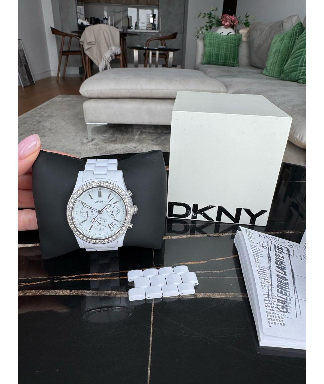 DKNY Белые пластиковые часы, фото 4