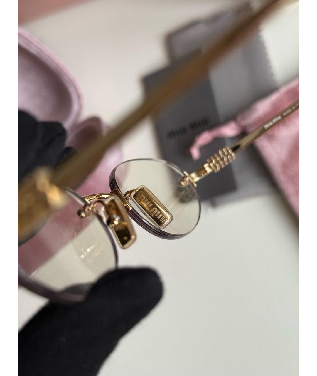 MIU MIU Золотые металлические солнцезащитные очки, фото 4