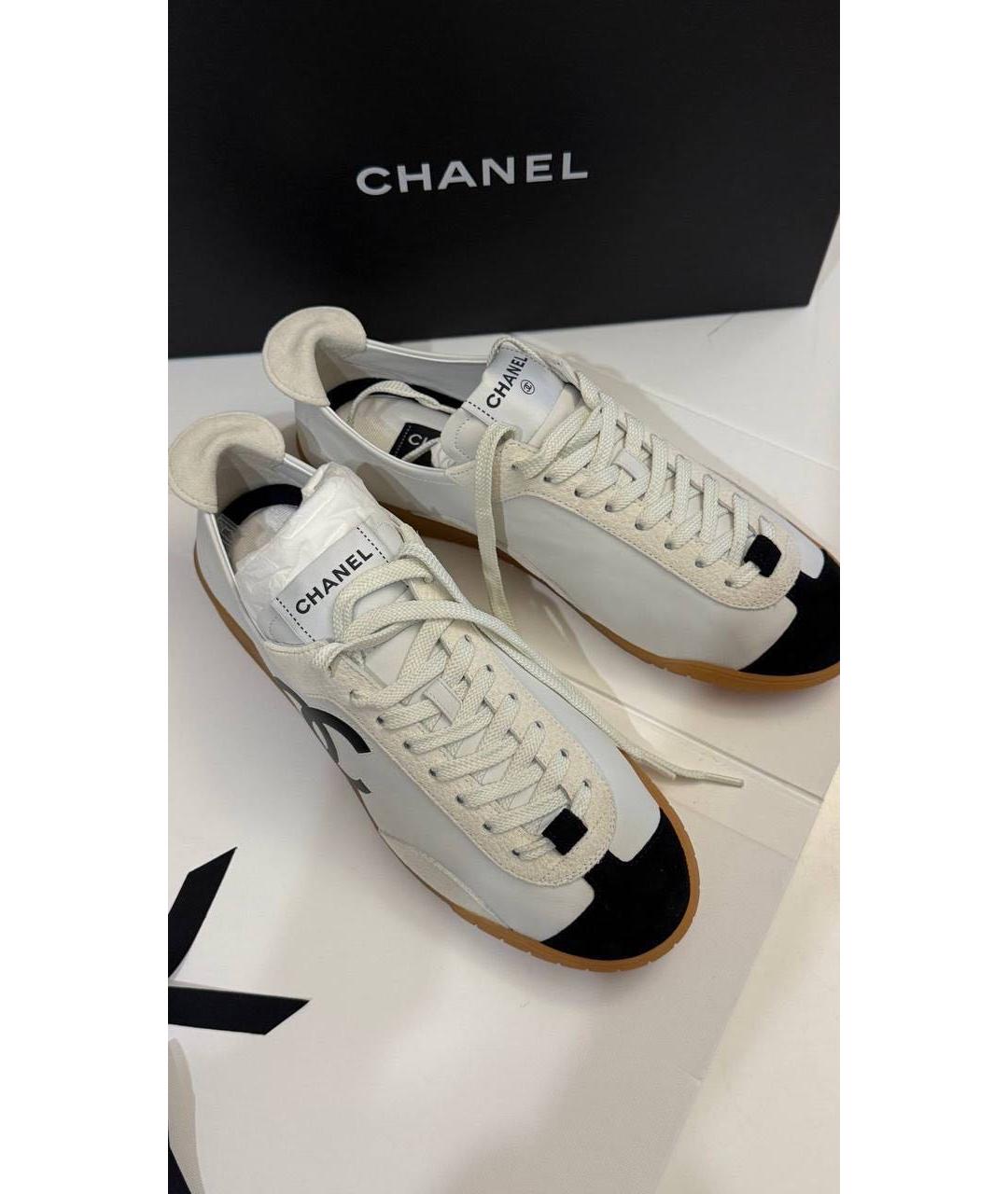 CHANEL Белые кожаные кеды, фото 2