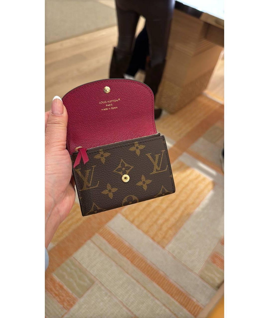 LOUIS VUITTON Коричневый кожаный кардхолдер, фото 4