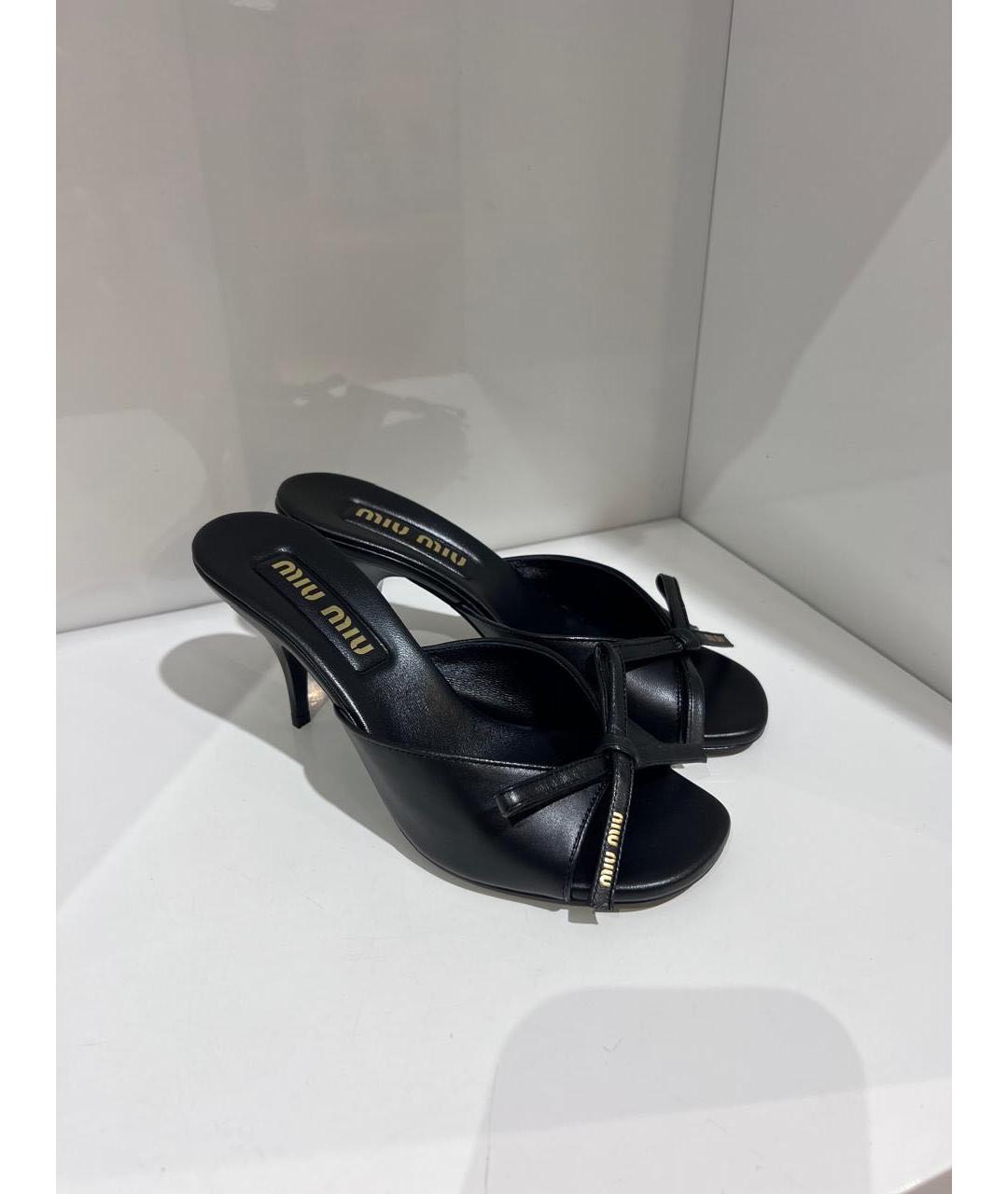 MIU MIU Черные кожаные мюли, фото 2