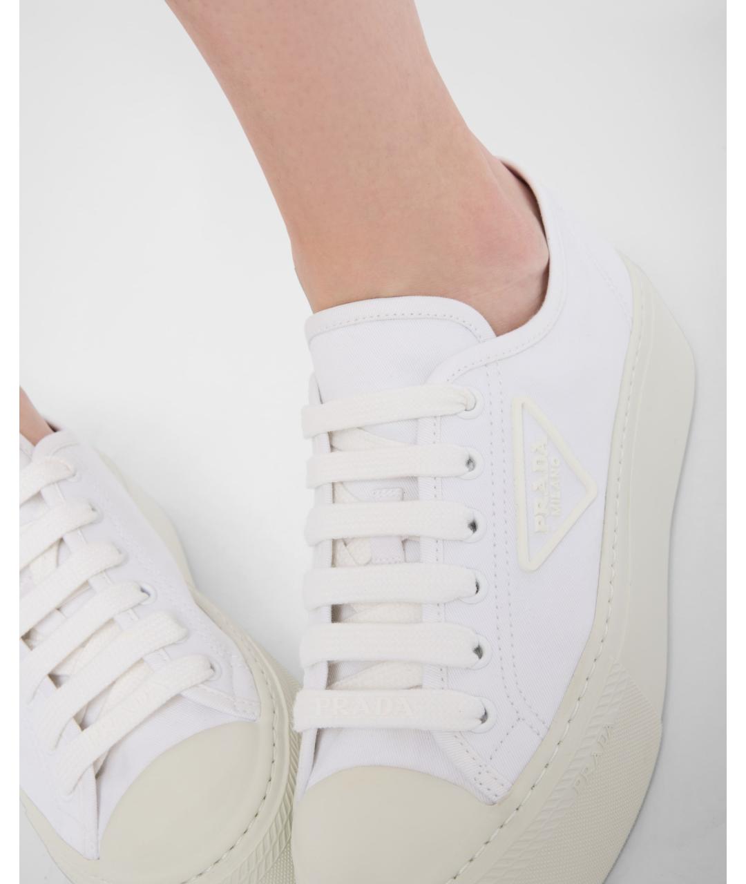 PRADA Белые текстильные кеды, фото 8