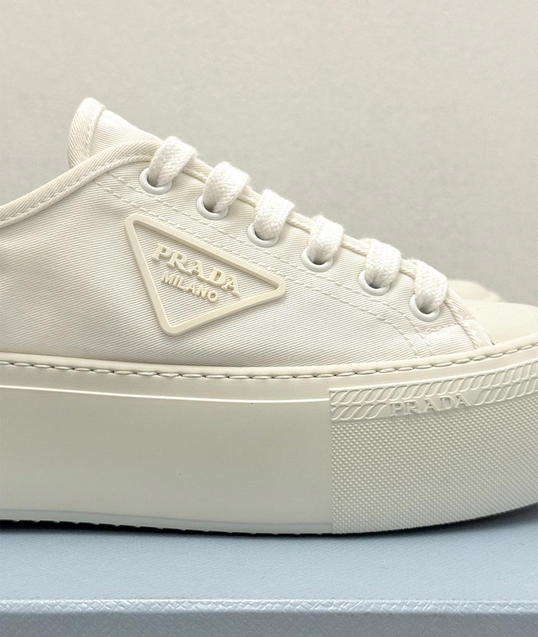 PRADA Белые текстильные кеды, фото 5