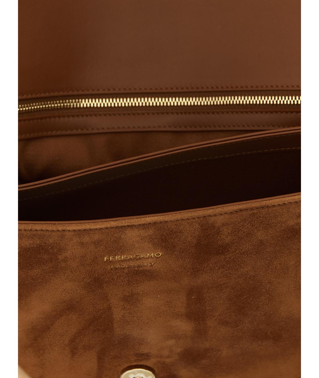 FERRAGAMO Коричневая замшевая сумка через плечо, фото 4