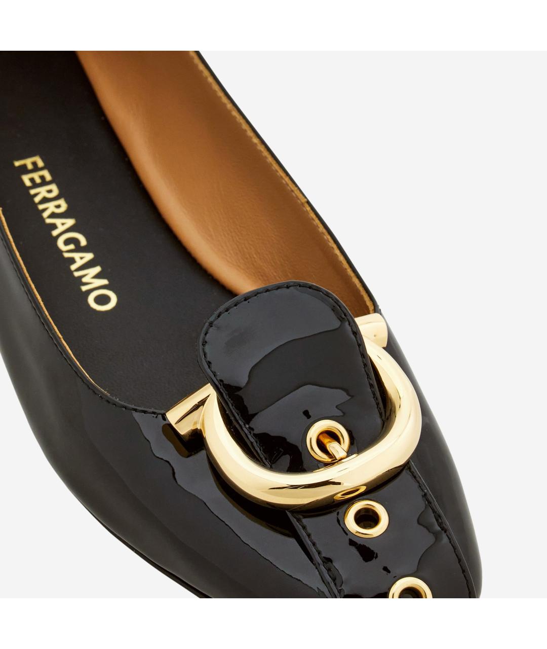 FERRAGAMO Черные балетки из лакированной кожи, фото 4