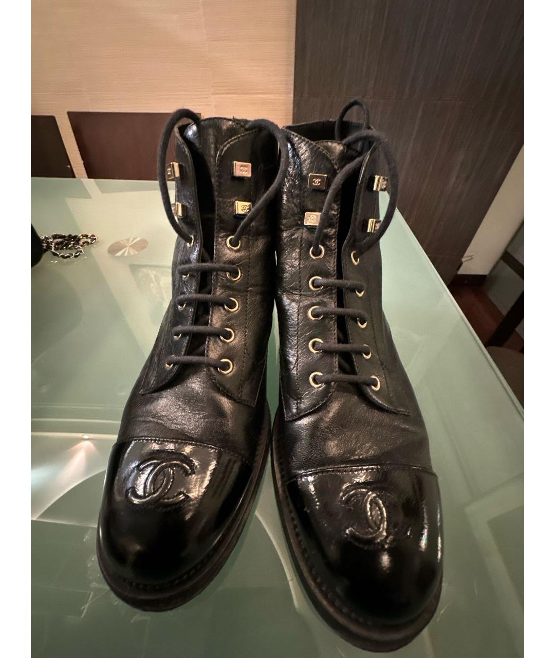 CHANEL Черные кожаные ботинки, фото 2