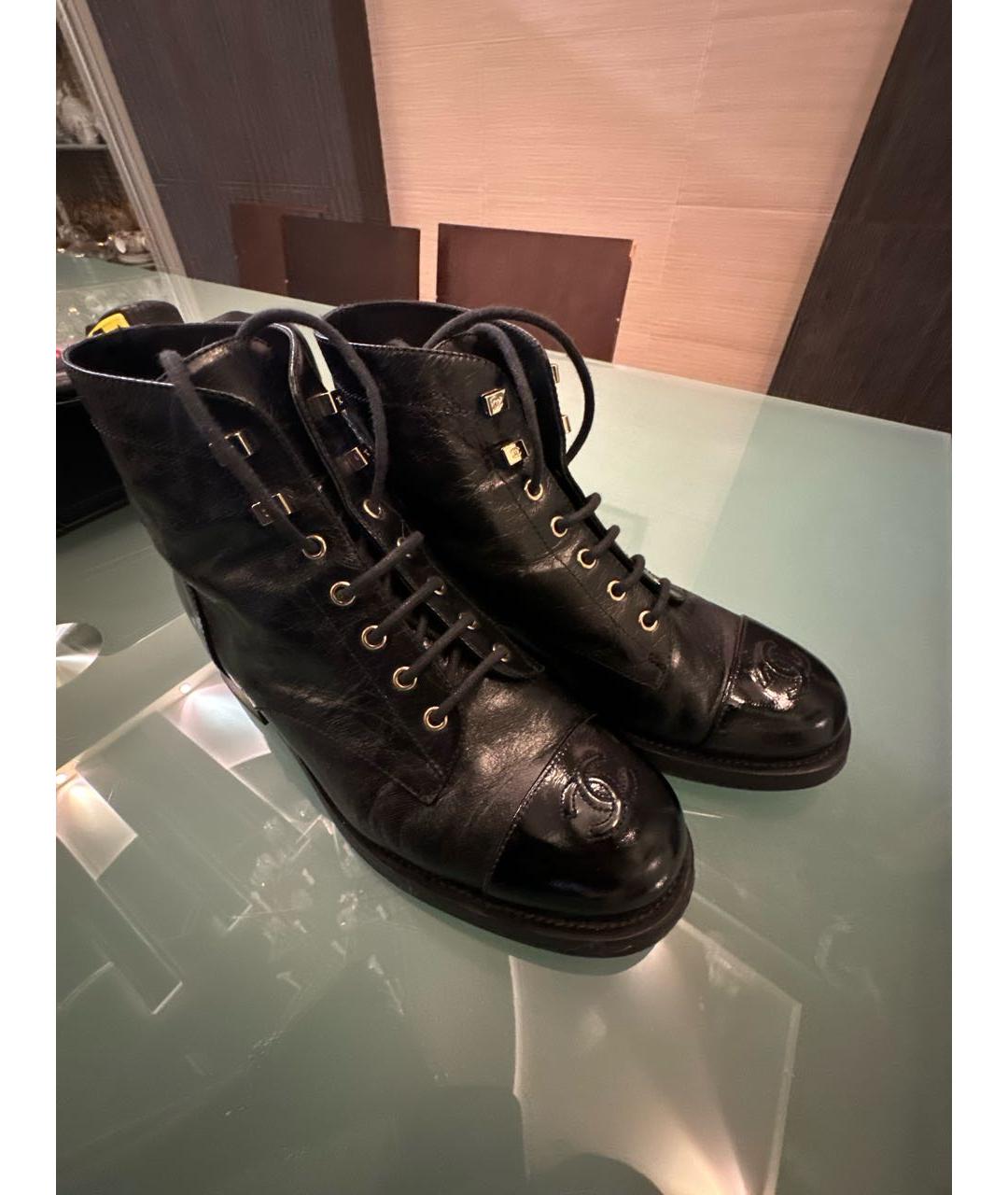 CHANEL Черные кожаные ботинки, фото 3