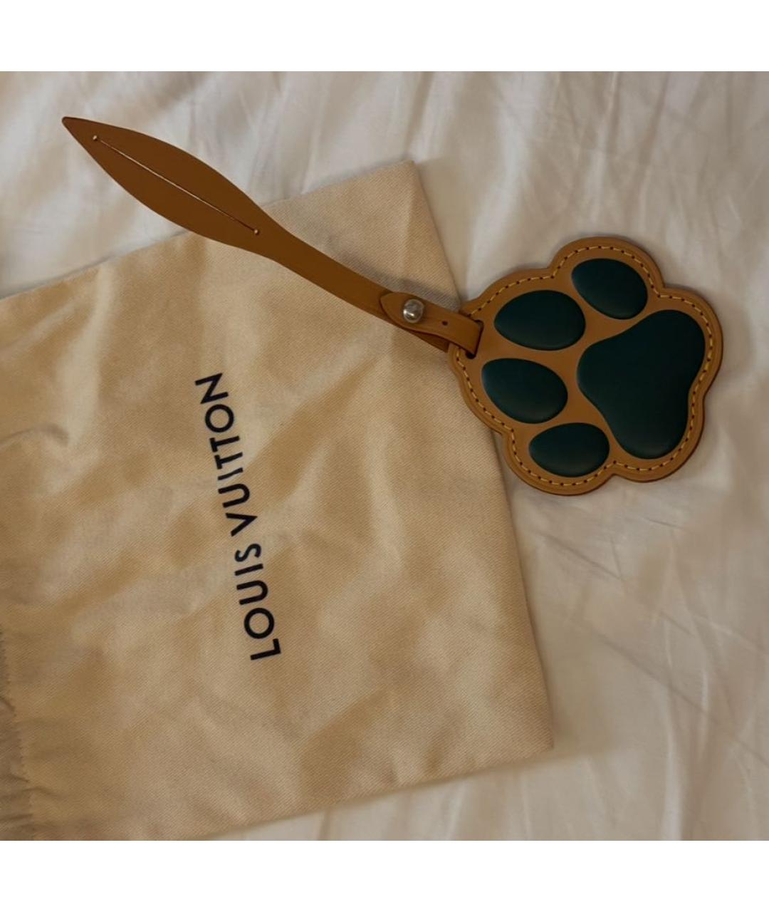 LOUIS VUITTON Зеленый брелок, фото 3