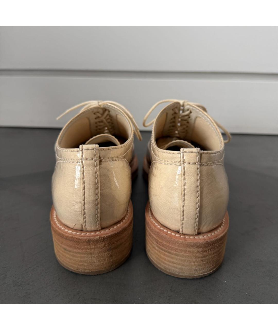 CHANEL Бежевые брогги и оксфорды из лакированной кожи, фото 4