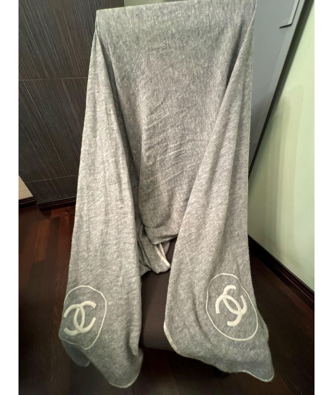 CHANEL Серый кашемировый шарф, фото 5
