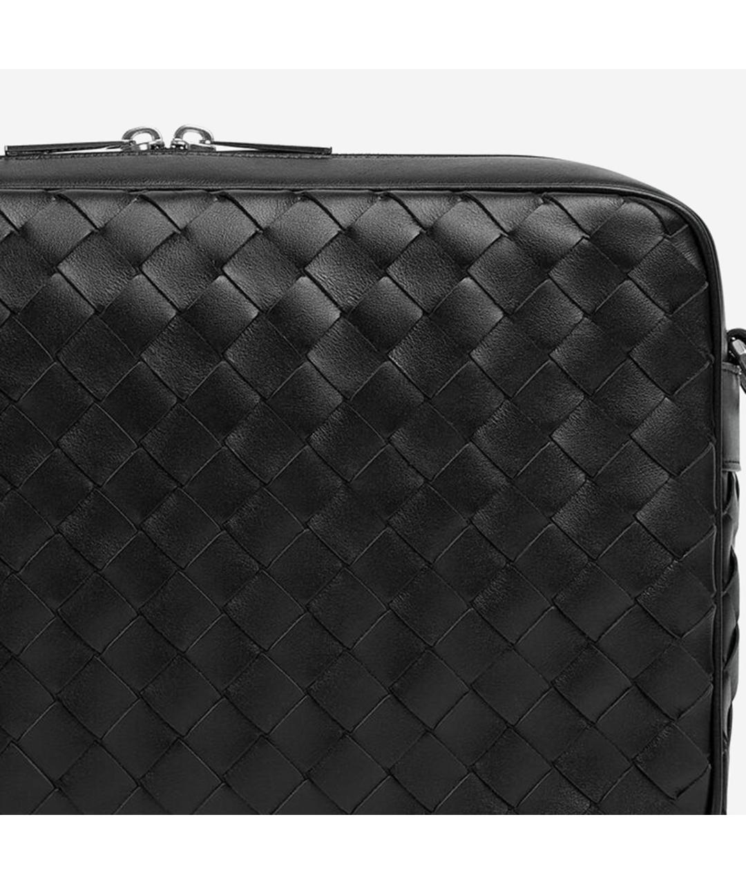 BOTTEGA VENETA Черная кожаная сумка на плечо, фото 4