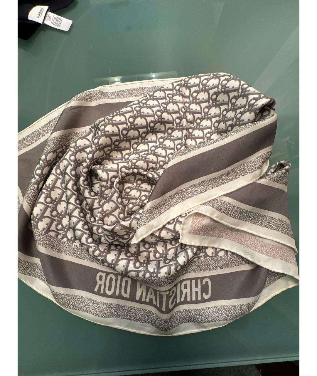 CHRISTIAN DIOR Серый шелковый платок, фото 3