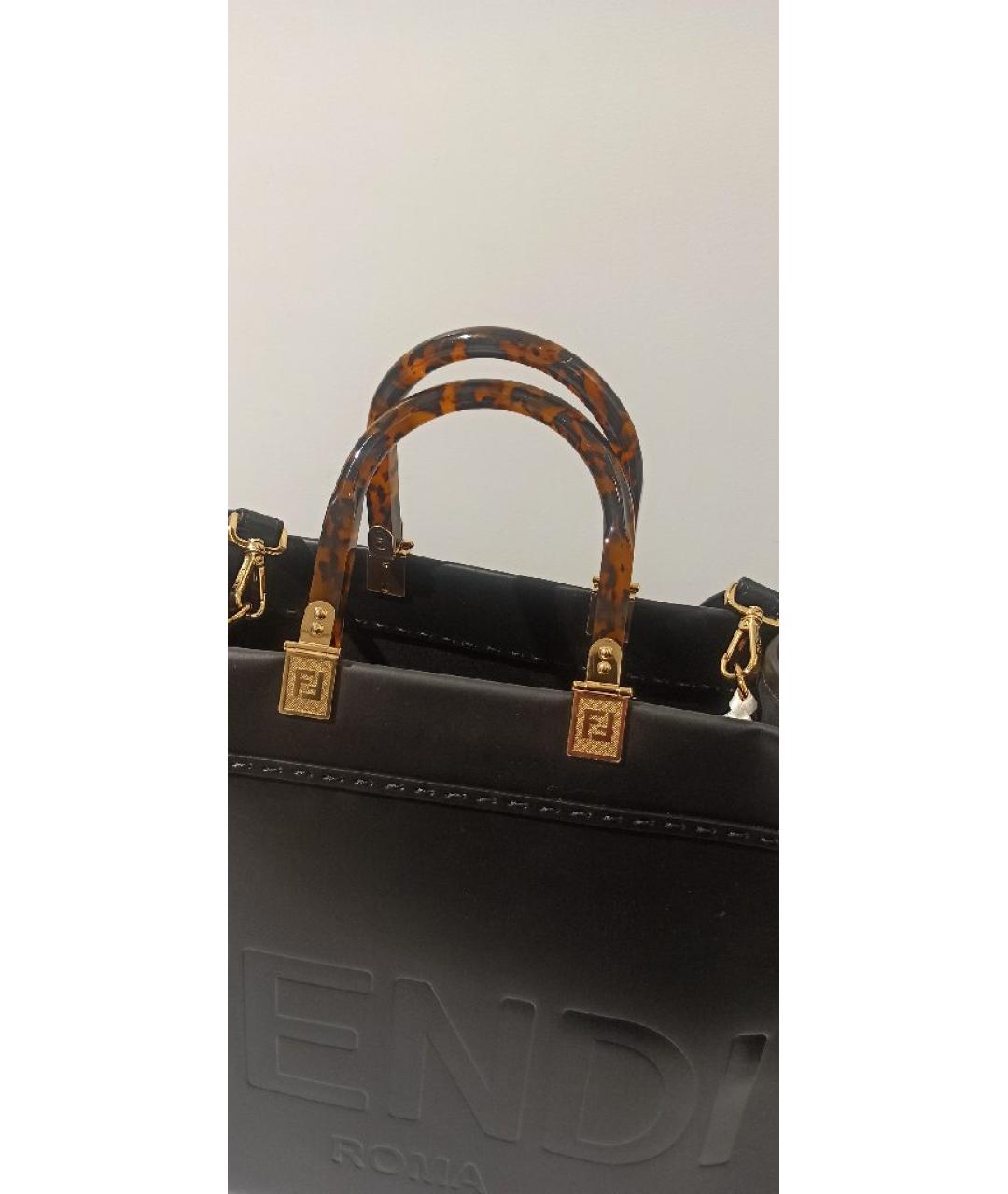 FENDI Черная кожаная сумка с короткими ручками, фото 4