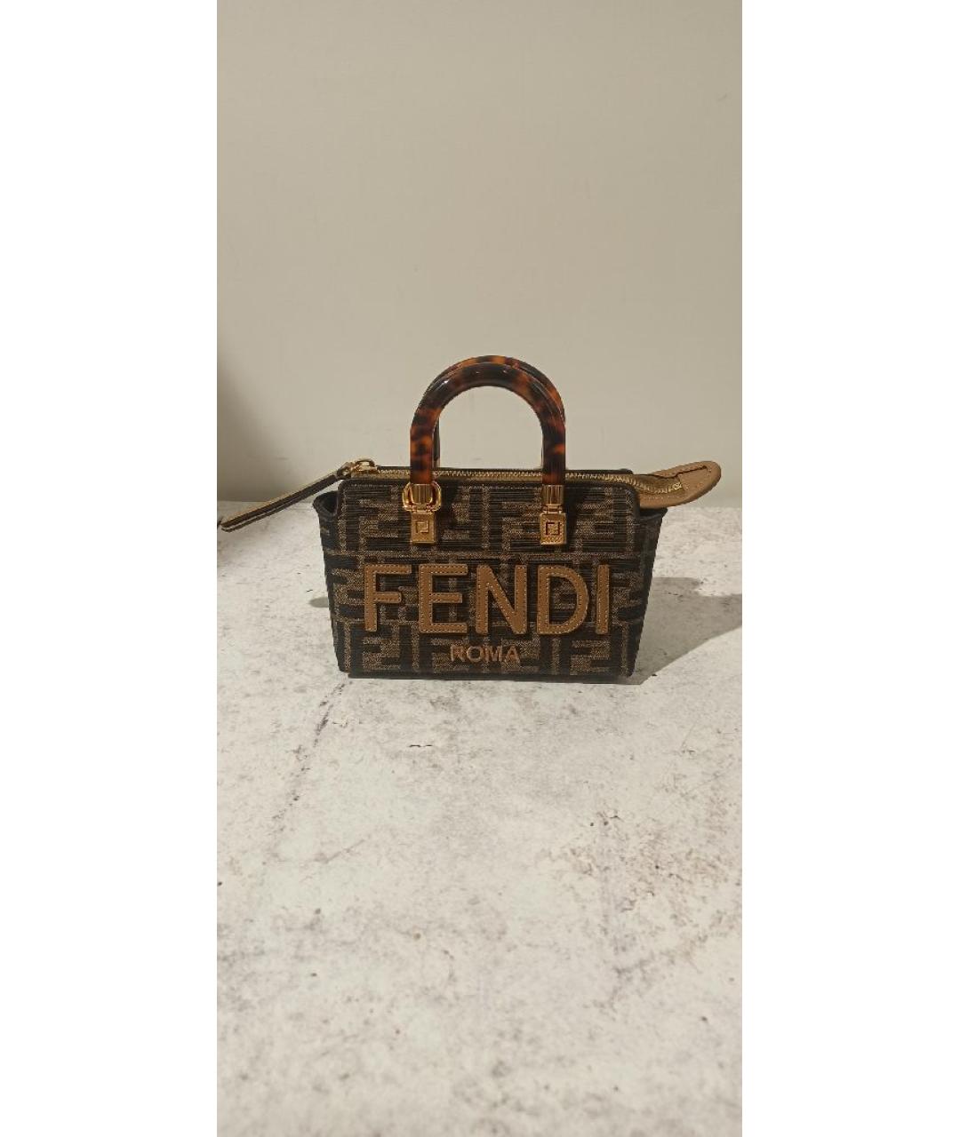 FENDI Коричневая сумка с короткими ручками, фото 10