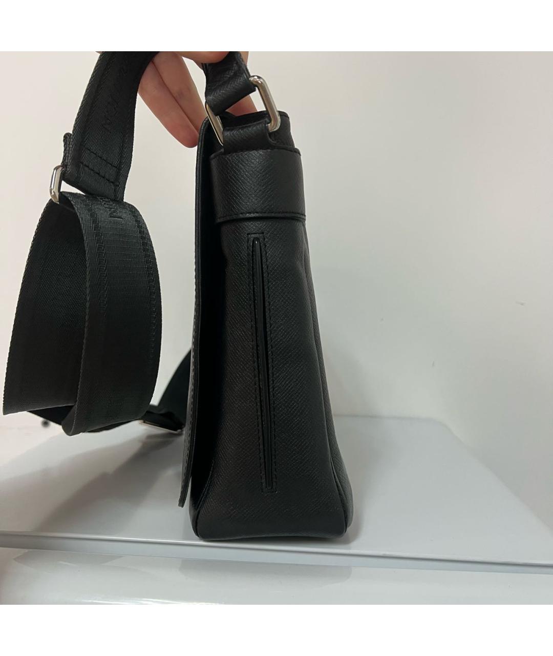 LOUIS VUITTON Черная кожаная сумка на плечо, фото 4