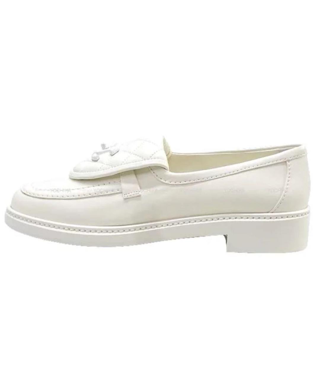 CHANEL Белые кожаные лоферы, фото 4