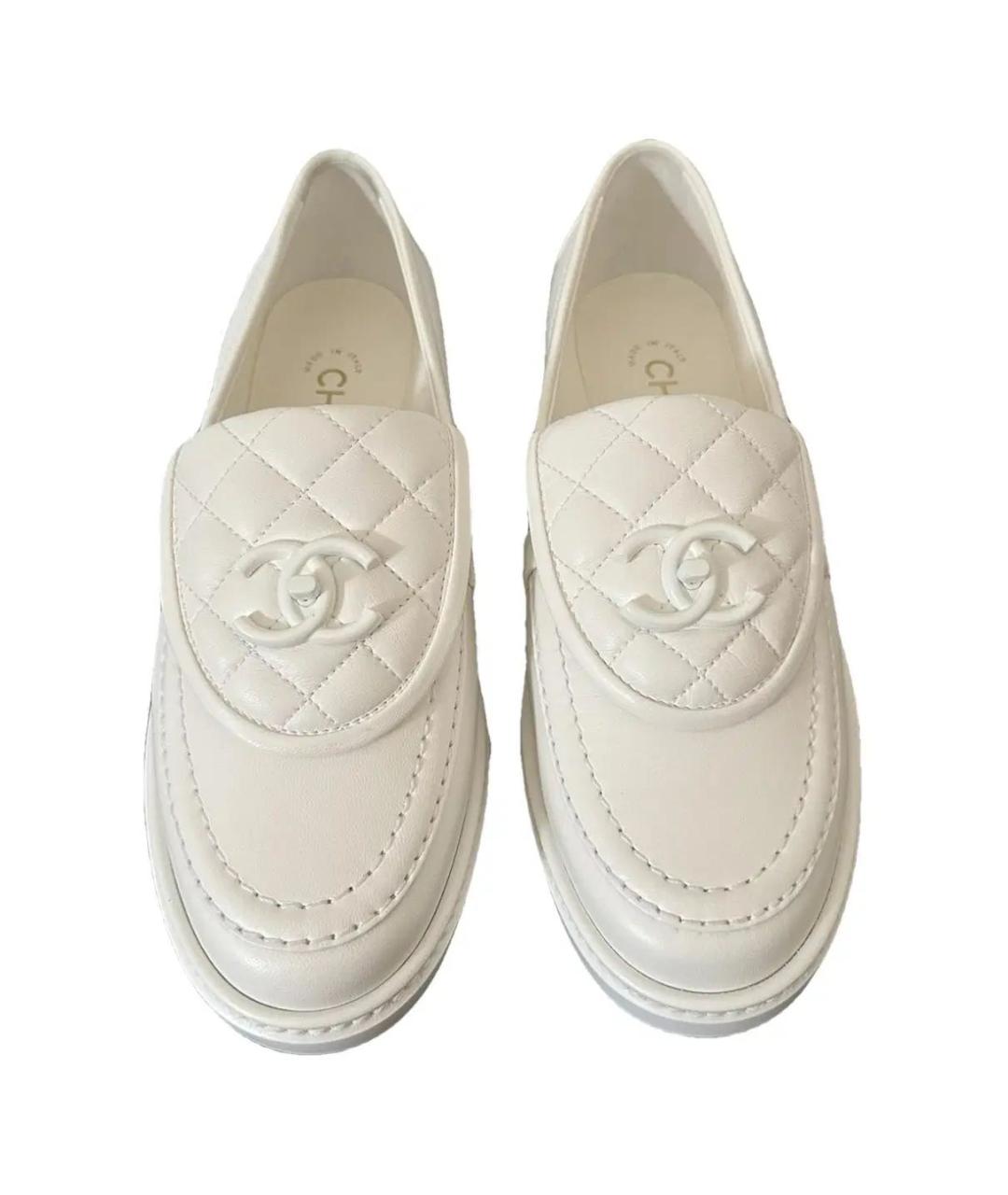 CHANEL Белые кожаные лоферы, фото 2