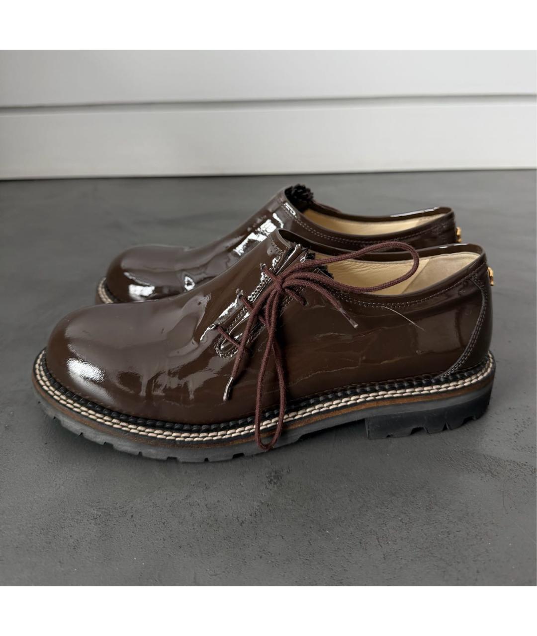 CHANEL Коричневые брогги и оксфорды из лакированной кожи, фото 6