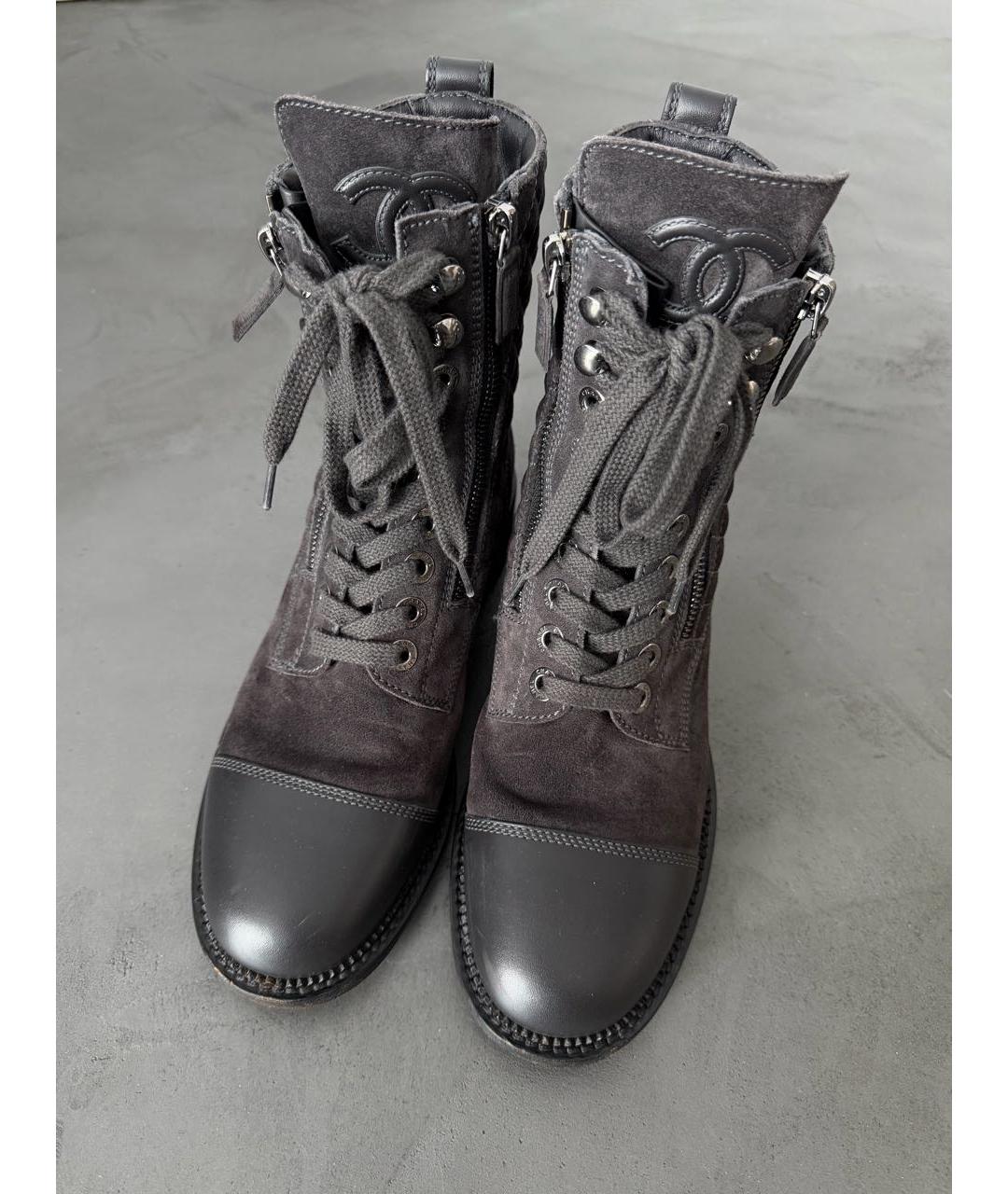 CHANEL Серые замшевые ботинки, фото 8