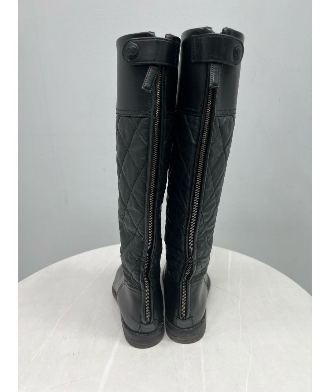 CHANEL Черные кожаные сапоги, фото 2