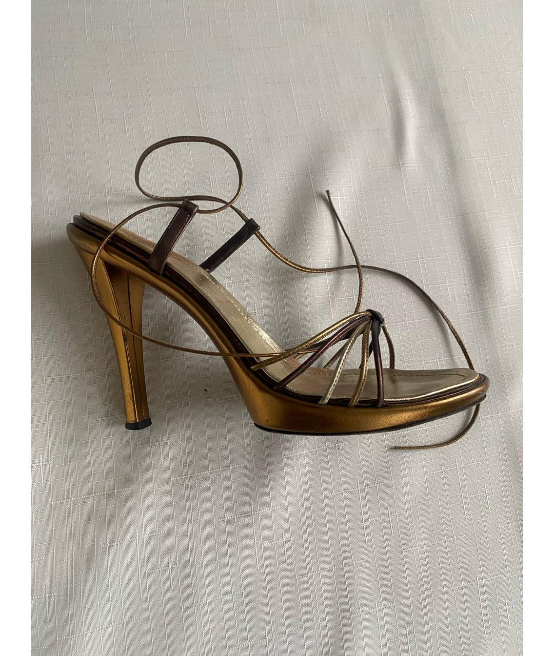 CASADEI Золотые кожаные босоножки, фото 5