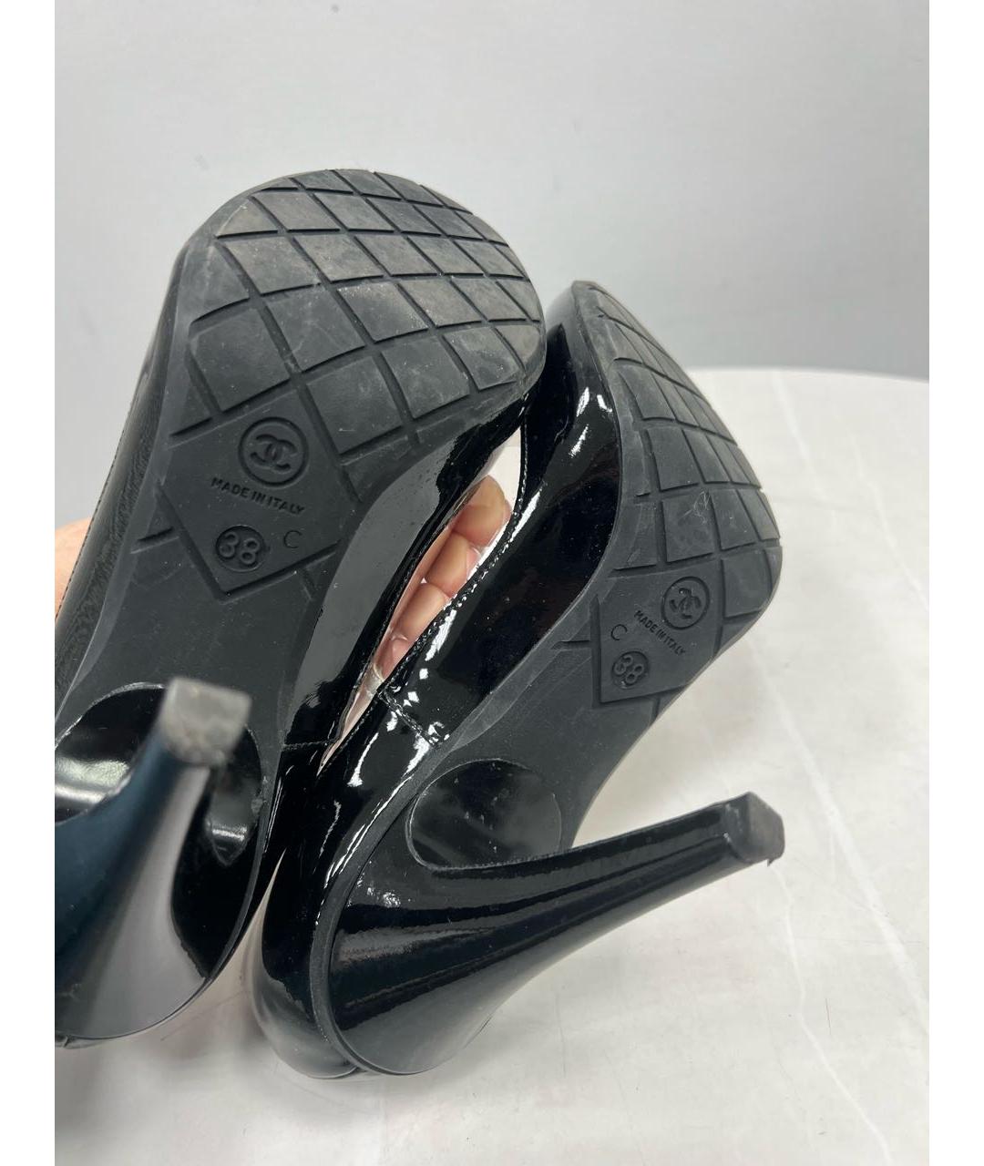 CHANEL Черные туфли из лакированной кожи, фото 5