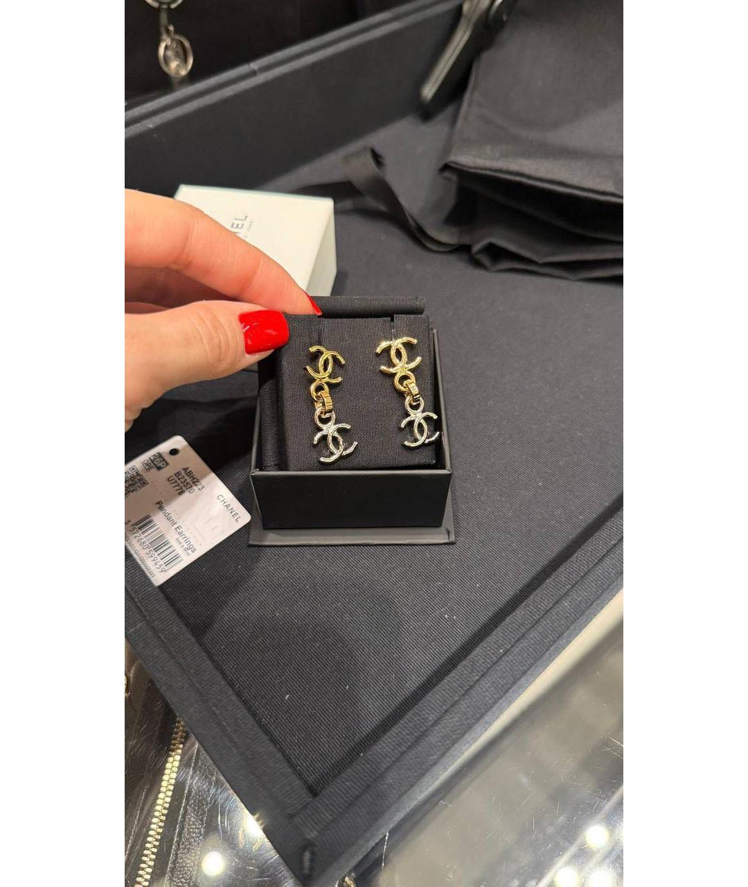 CHANEL Золотые металлические серьги, фото 2