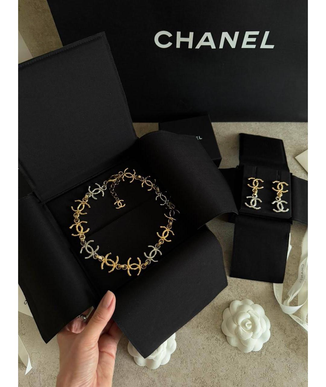 CHANEL Золотые металлические серьги, фото 3