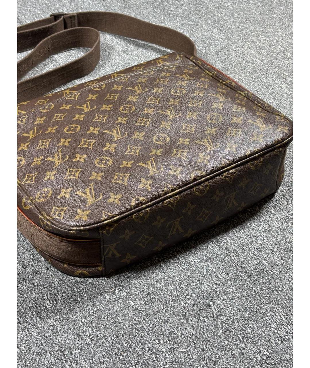 LOUIS VUITTON Коричневая кожаная сумка на плечо, фото 3