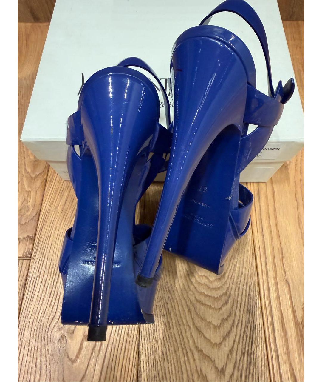 SAINT LAURENT Синие босоножки из лакированной кожи, фото 5