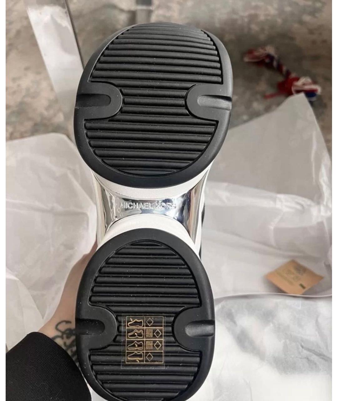 MICHAEL KORS Белые кожаные кроссовки, фото 7