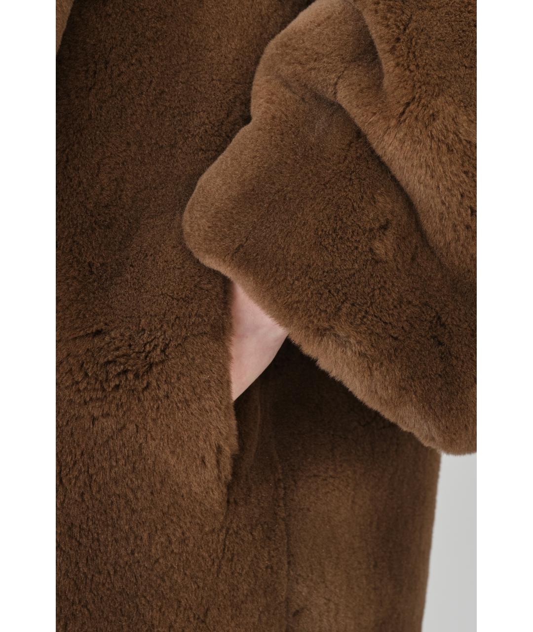 THE ROW Коричневое меховое пальто, фото 5