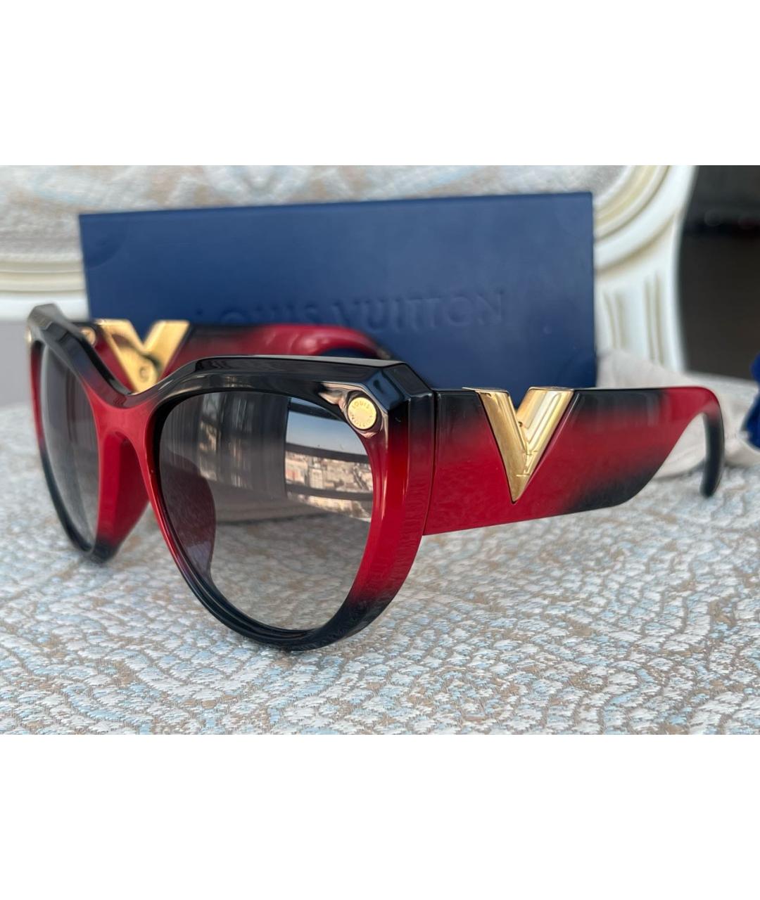 LOUIS VUITTON Красные пластиковые солнцезащитные очки, фото 2