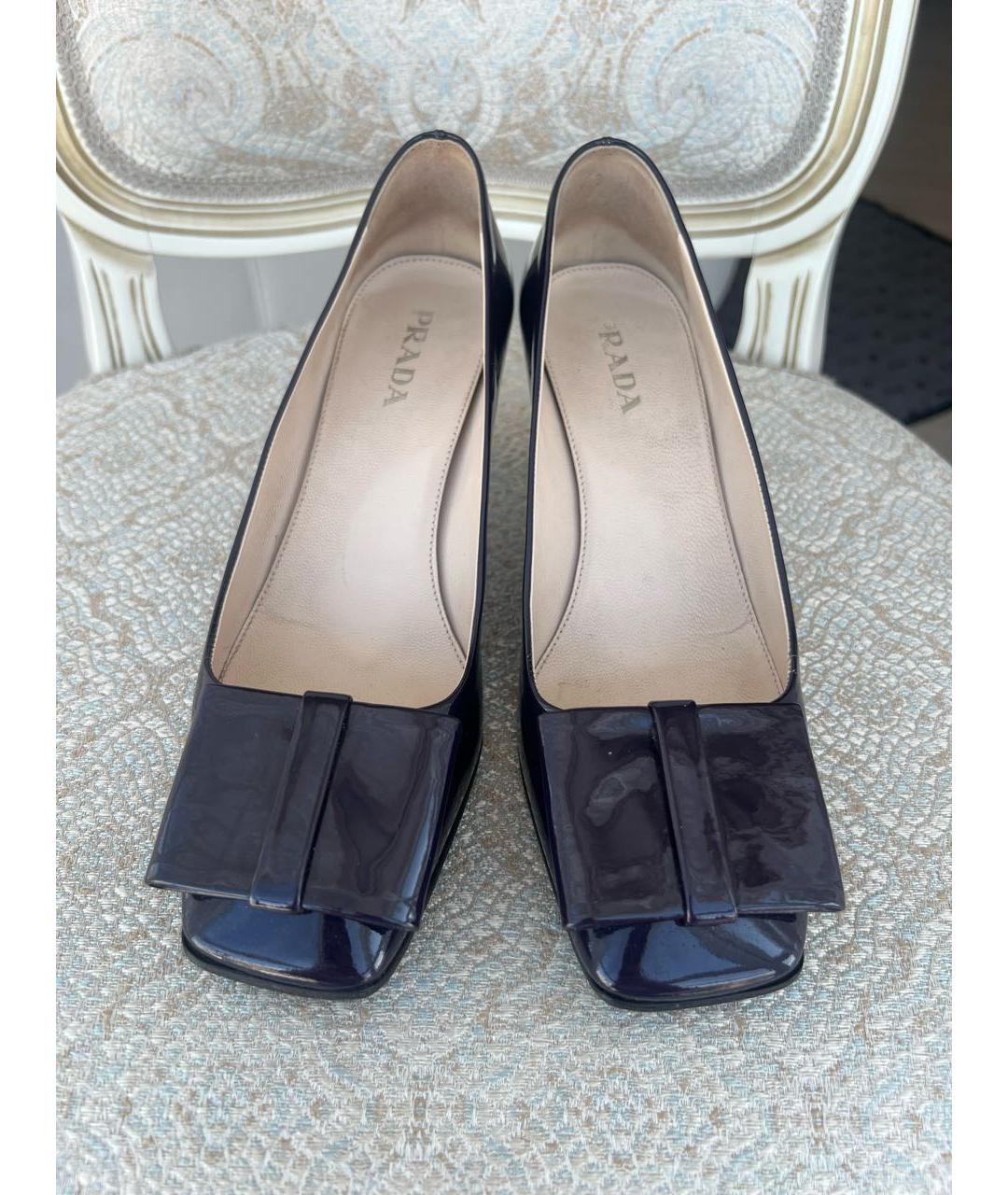 PRADA Фиолетовые туфли из лакированной кожи, фото 2