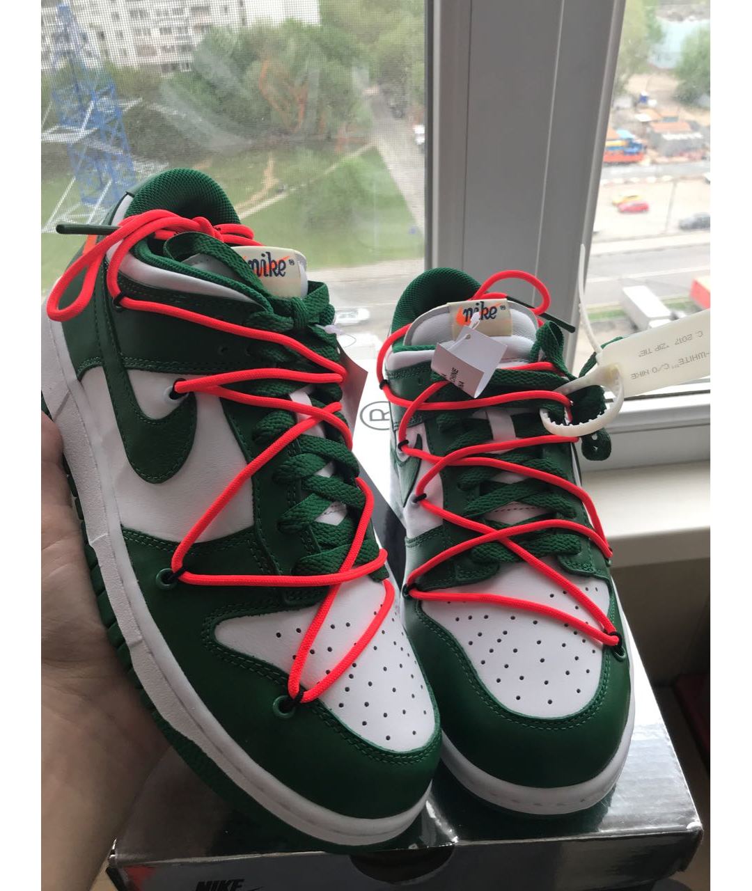 Nike off white green online