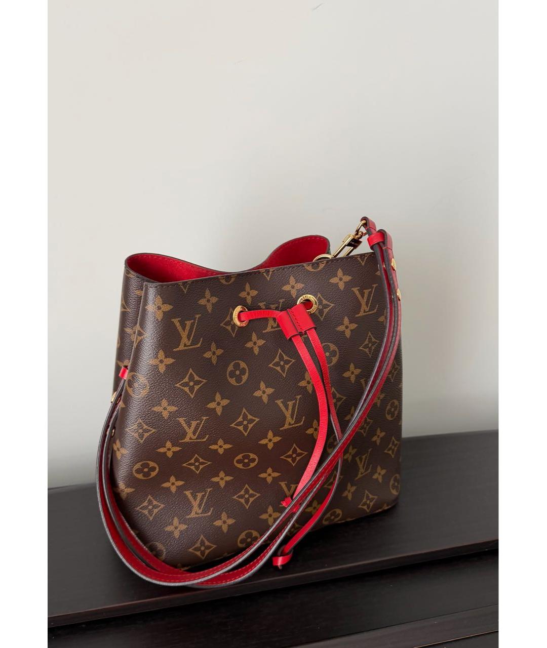 LOUIS VUITTON Коричневая кожаная сумка через плечо, фото 5