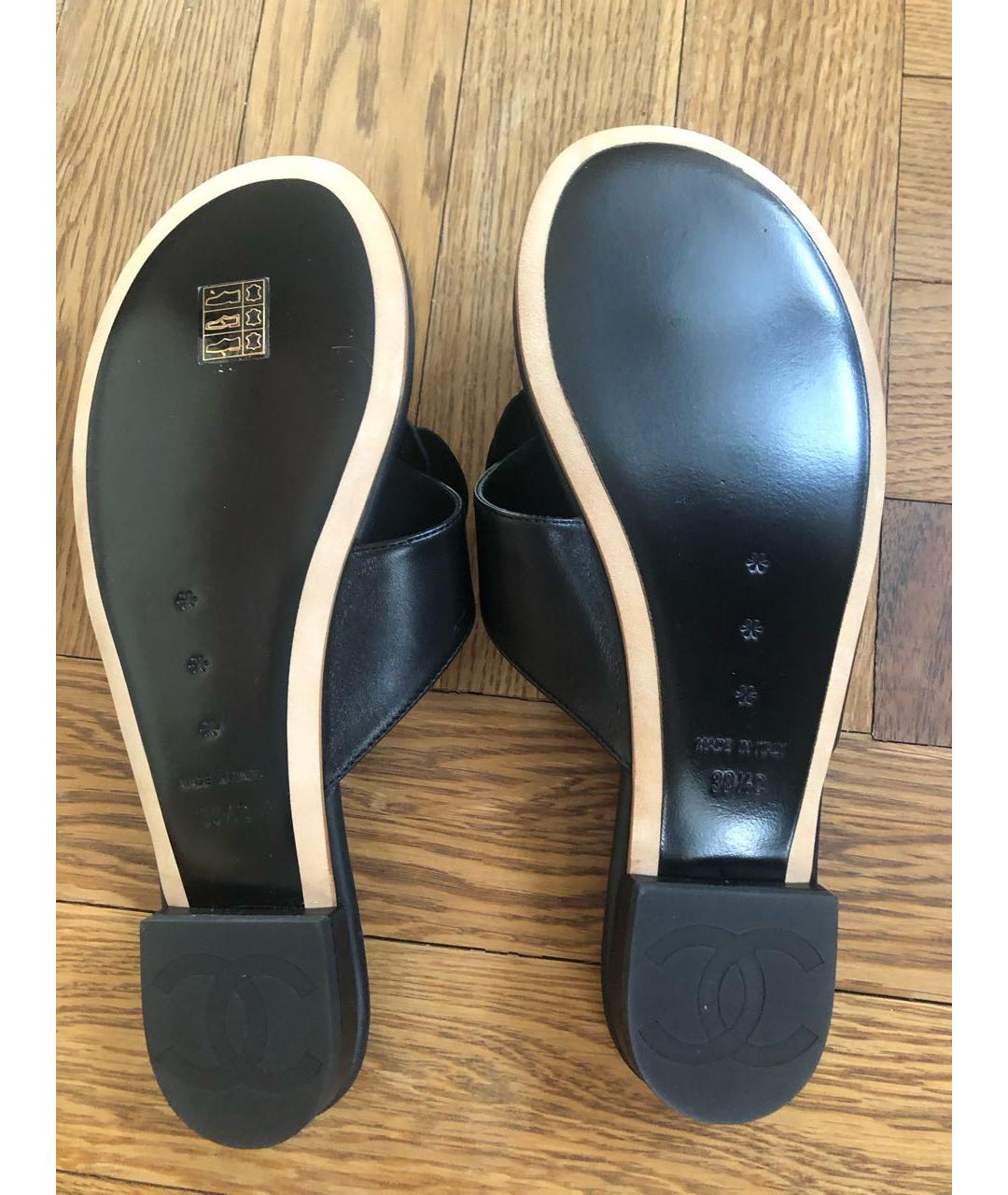 CHANEL Черные кожаные шлепанцы, фото 4