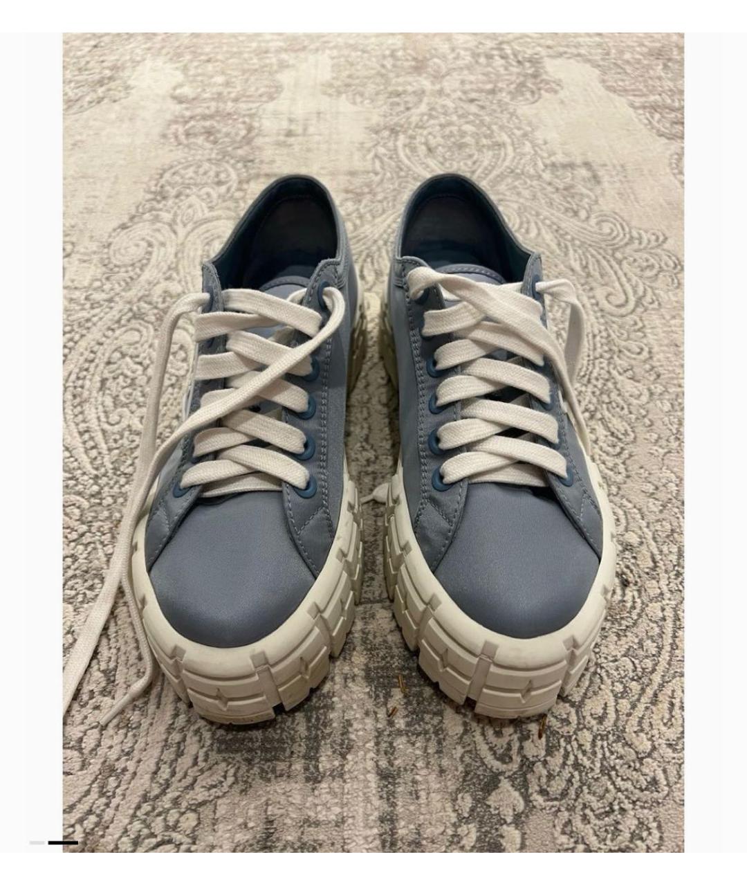 PRADA Голубые текстильные кеды, фото 2