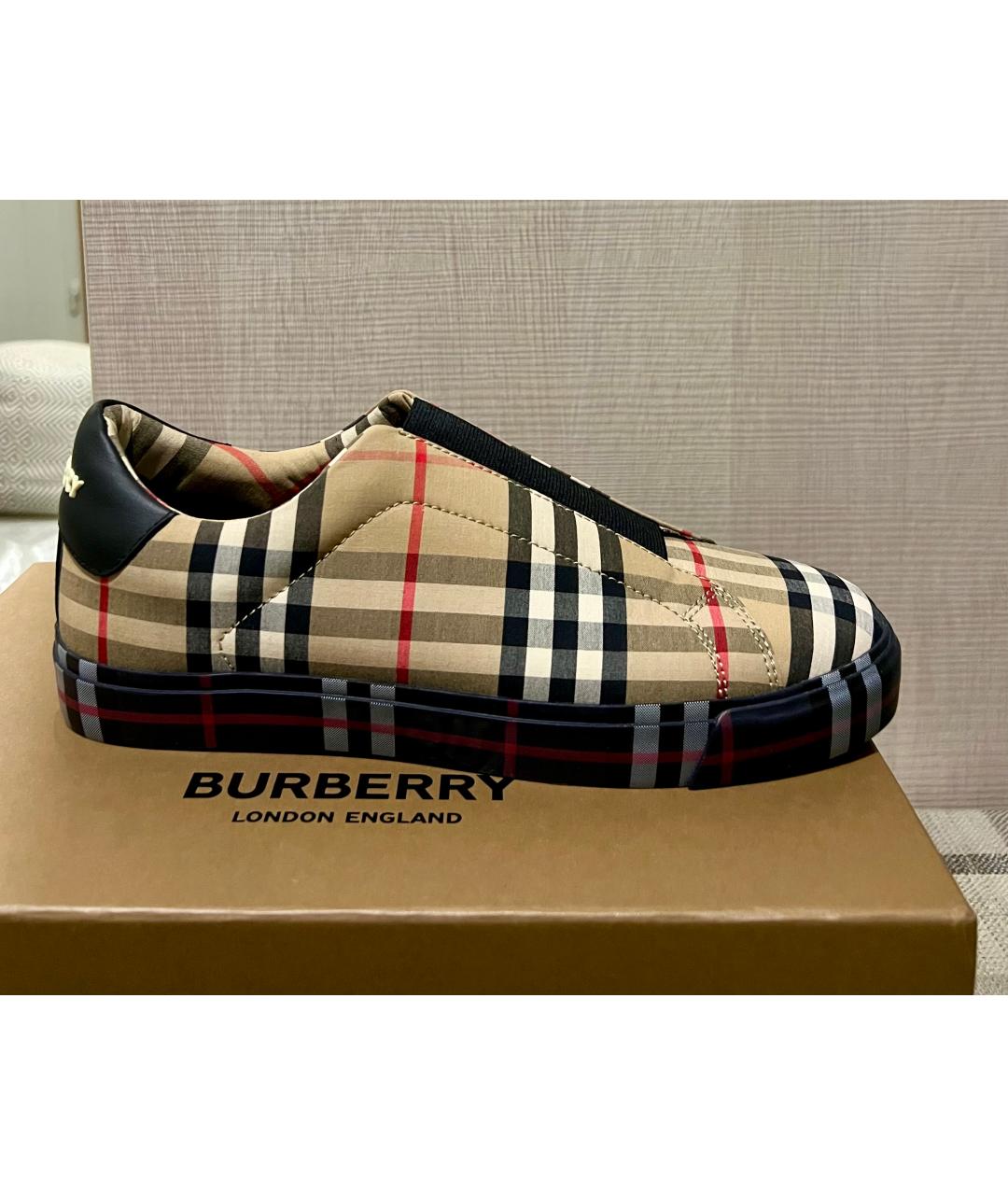 BURBERRY Бежевые слипоны, фото 8