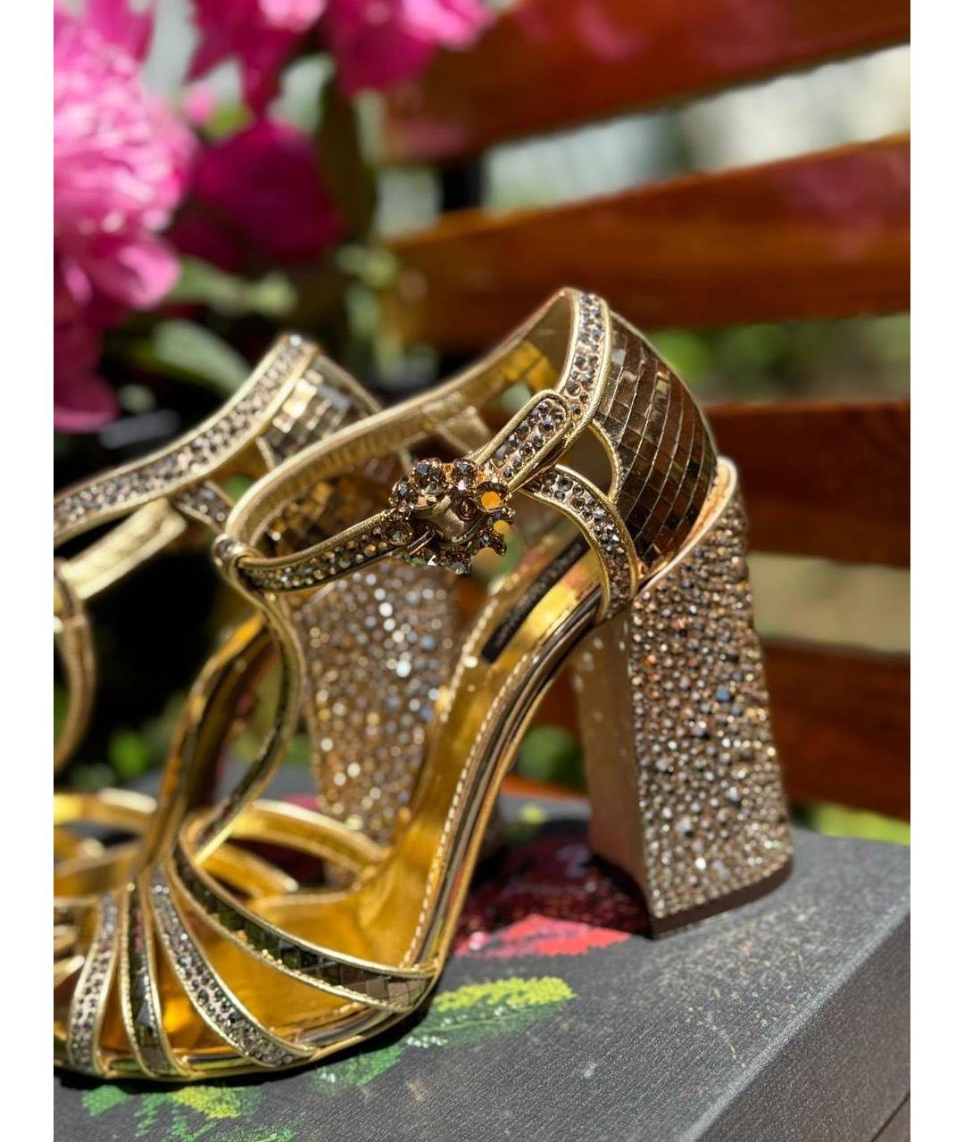 DOLCE&GABBANA Золотые кожаные босоножки, фото 2
