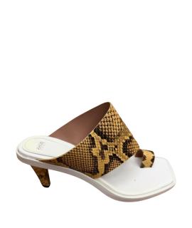 HUGO BOSS Босоножки