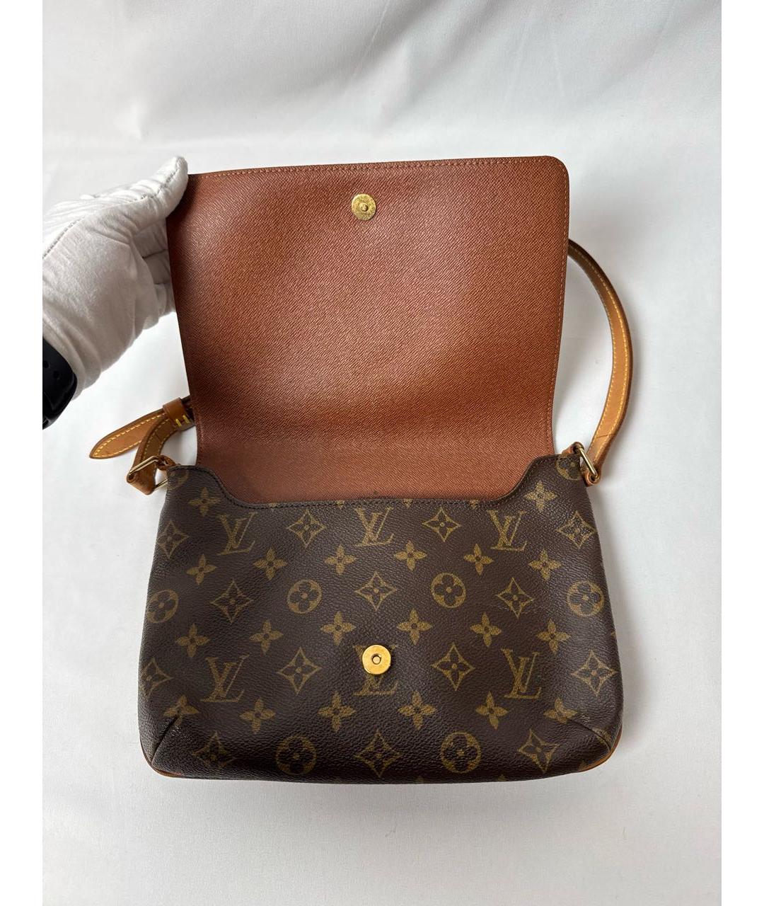 LOUIS VUITTON Коричневая кожаная сумка с короткими ручками, фото 6